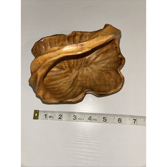 Artisan HANDCARVED WOODEN BASKET/BOWL w/handle. Handcarved Tree Trunk Root - Picture 6 of 7